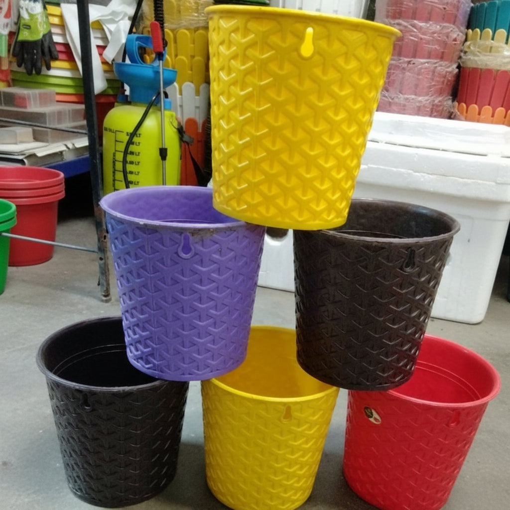 Mariyam Wall Hanging 6"