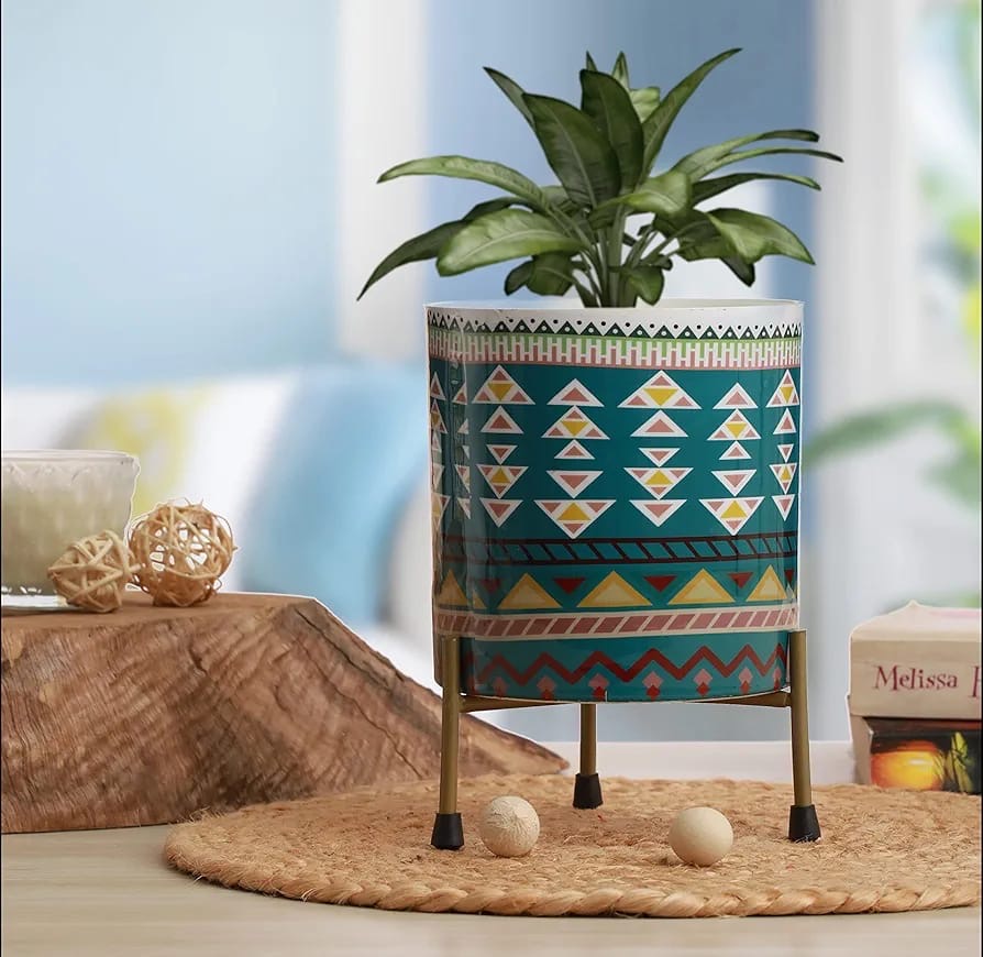 Metal Pot Eye Catching